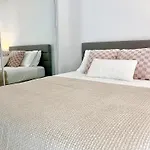 Luxury Condo On Bay Street