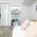 Downtown-Cozy Modern 1Br Condo - Near Lake, Parks & Transit