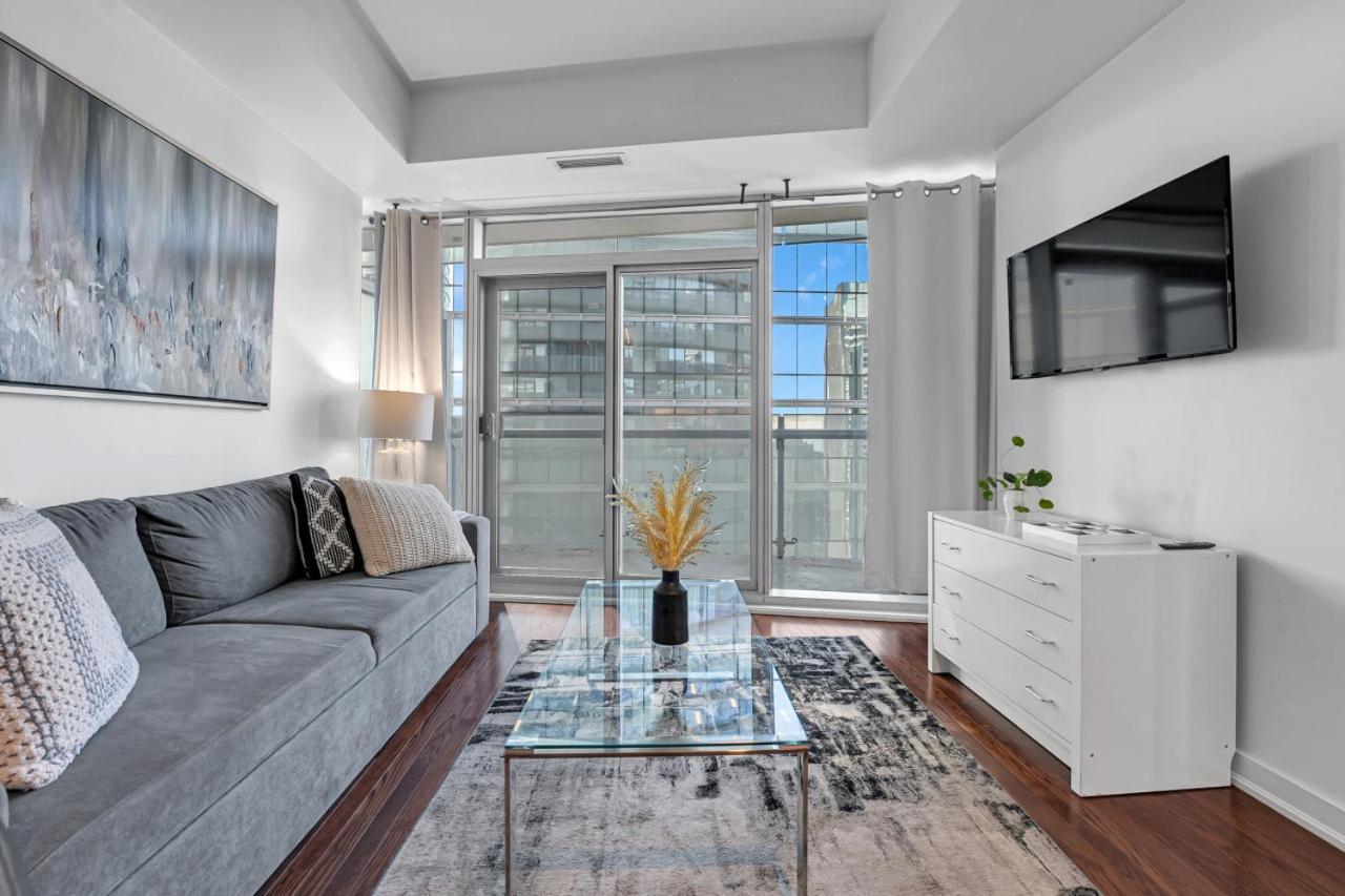 Cozy Unit Near Scotiabank Arena, Mtcc & Rogers Centre *