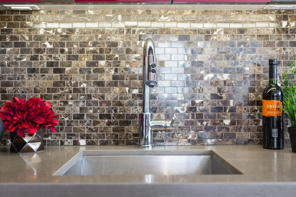 Gorgeous 2-bedroom In The Heart Of Downtown *