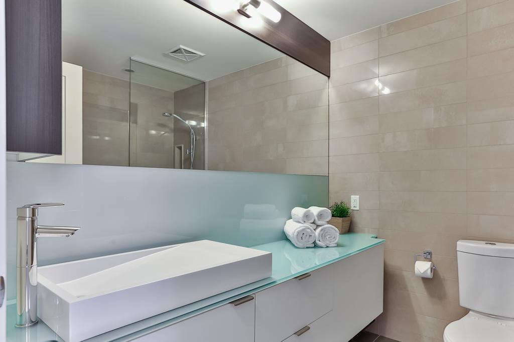 Gorgeous 2-bedroom In The Heart Of Downtown Apartment *