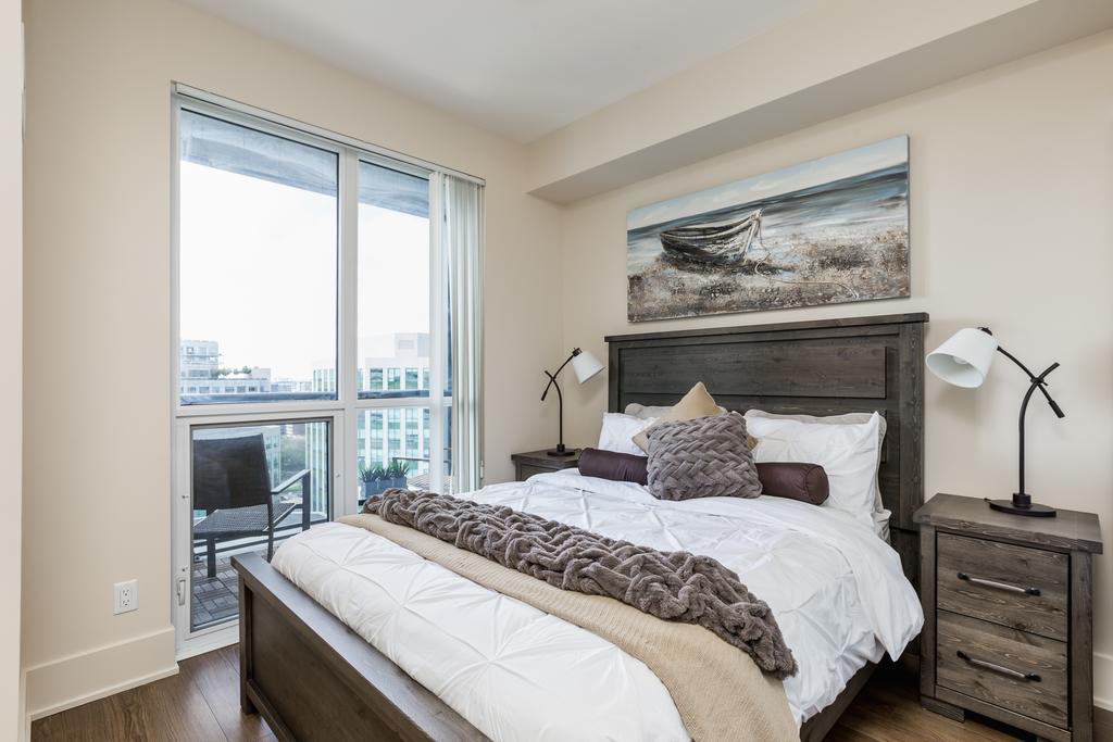 Gorgeous 2-bedroom In The Heart Of Downtown Toronto