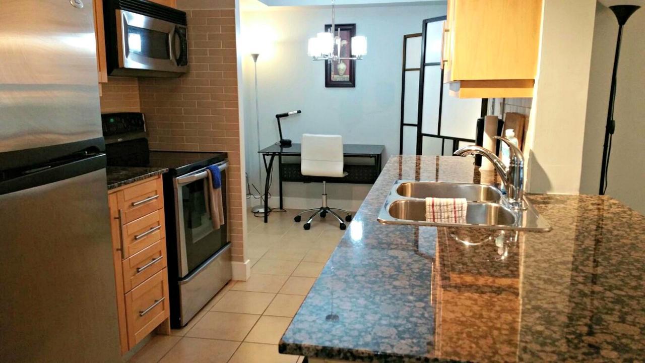Blue Jays Aparment * Toronto