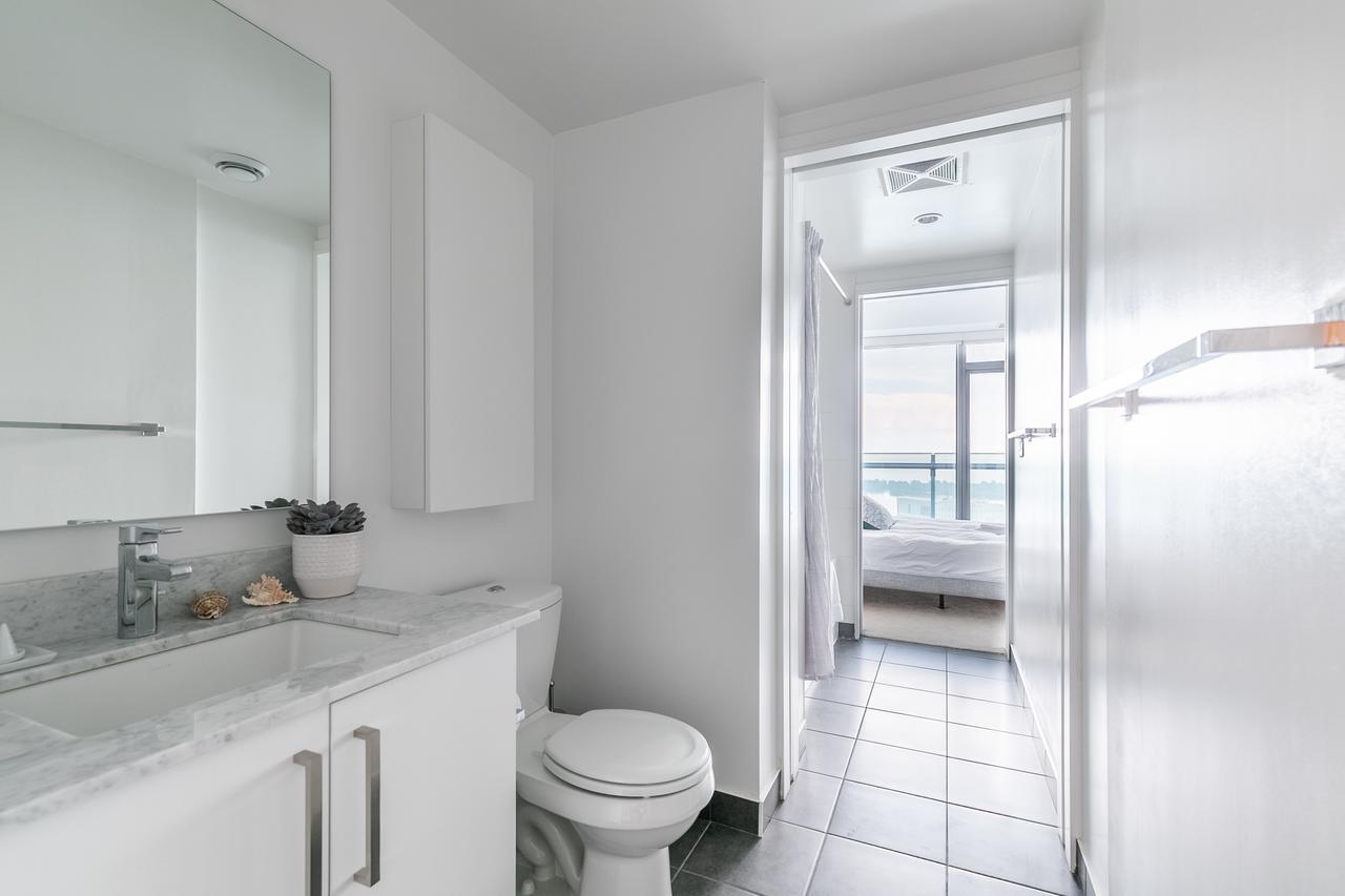Apartment Executive Corner With Panoramic View Toronto