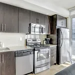 Heart Of Downtown Condo Close To Cn Tower