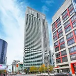 Skyline Suites - Walk To Mtcc, Acc, Rogers Centre & Entertainment District