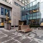 Entire Condo Downtown Toronto + Gym - Yorkville