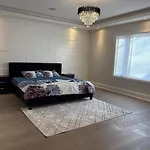 Luxurious New Lawrence Manor 6-Bedroom Home