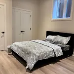 Luxurious New Lawrence Manor 6-Bedroom Home