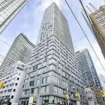 The Pinnacle Suites - Downtown Toronto Entertainment District