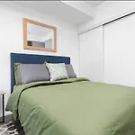 Fantastic Studio By Eaton Centre