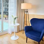 Radisson Blu Toronto Downtown