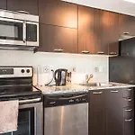 Apartment Near Rogers Centre