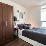 Apartment Near Rogers Centre