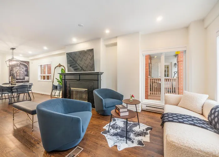 Designer 3Br & 2Wr Townhouse