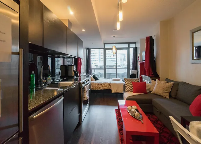 Applewood Suites - Entertainment District Studio