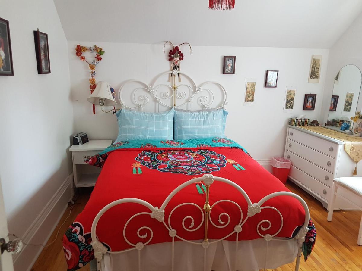 The Owl House Bed & Breakfast