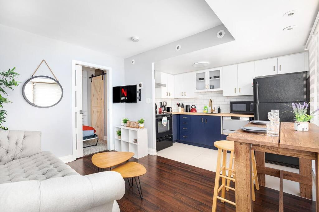 Holiday home Charming 1bd Townhouse Near *