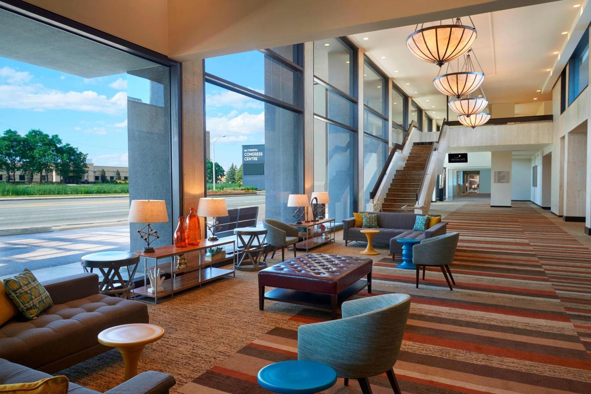 Hotel Delta By Marriott Airport & Conference Centre 4*