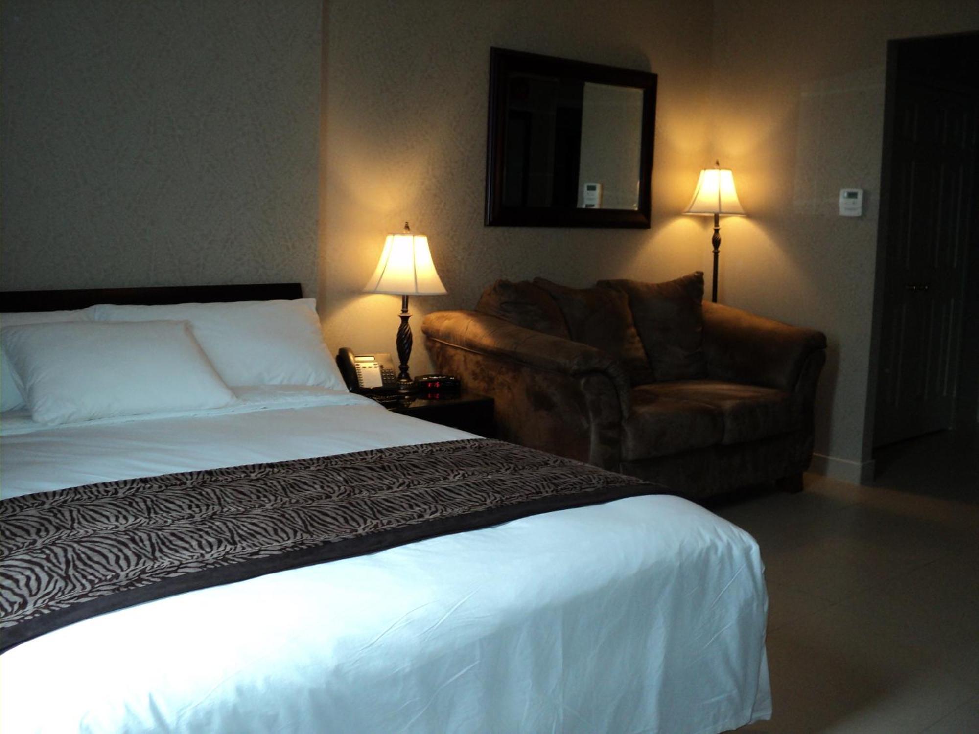 Hotel Montecassino Hotel & Event Centre Toronto