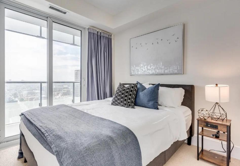 Skyline - Walk To Mtcc, Acc, Rogers Centre & Entertainment District Aparthotel 3*