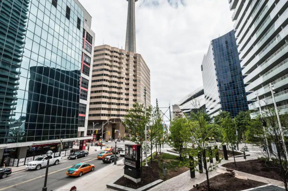 Skyline - Walk To Mtcc, Acc, Rogers Centre & Entertainment District Aparthotel Toronto