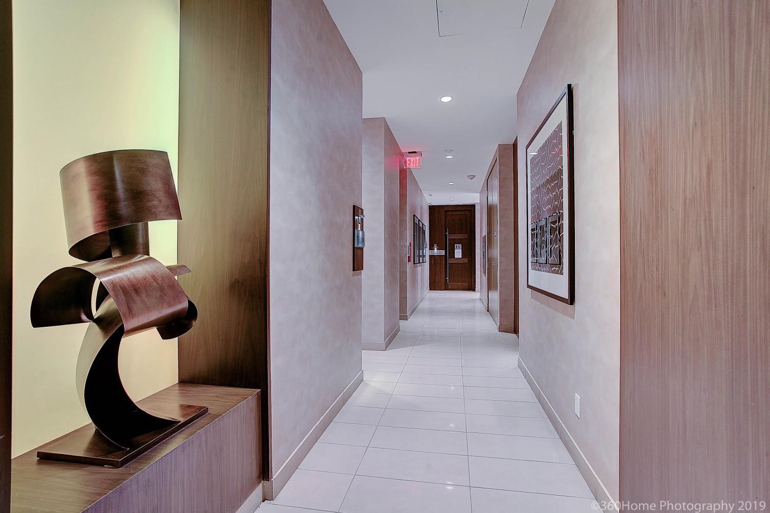 Aparthotel Skyline - Walk To Mtcc, Acc, Rogers Centre & Entertainment District Toronto