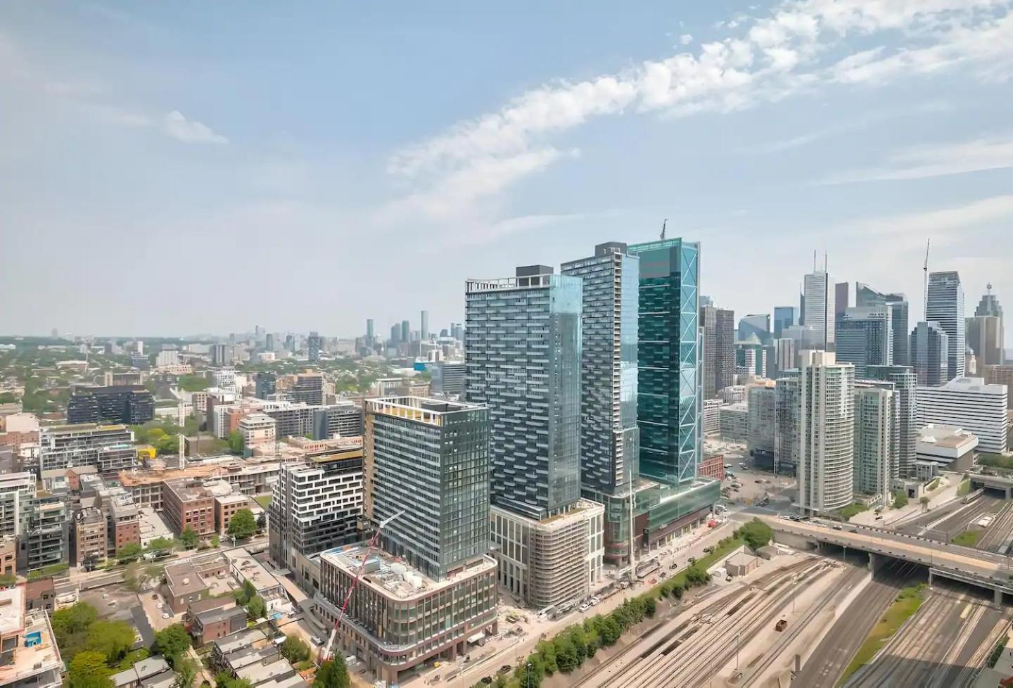 Gorgeous 1bdr Across Rogers Center, Cnt * Toronto