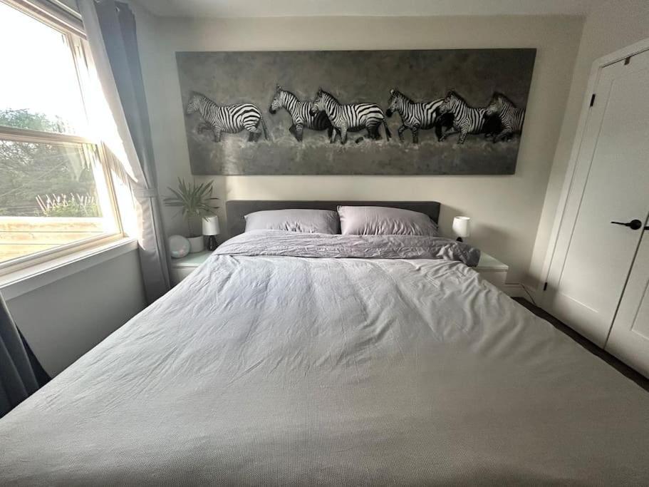 Apartment Lonborough Ave Upstairs *