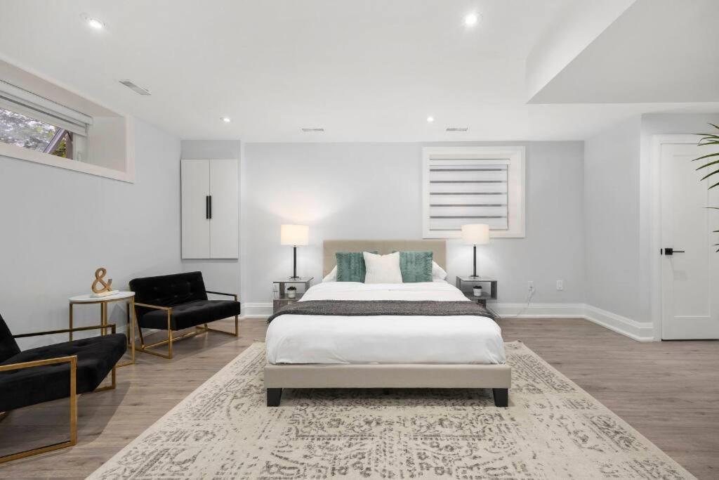 Retreat Private Pool & Cozy Master Bedroom Toronto
