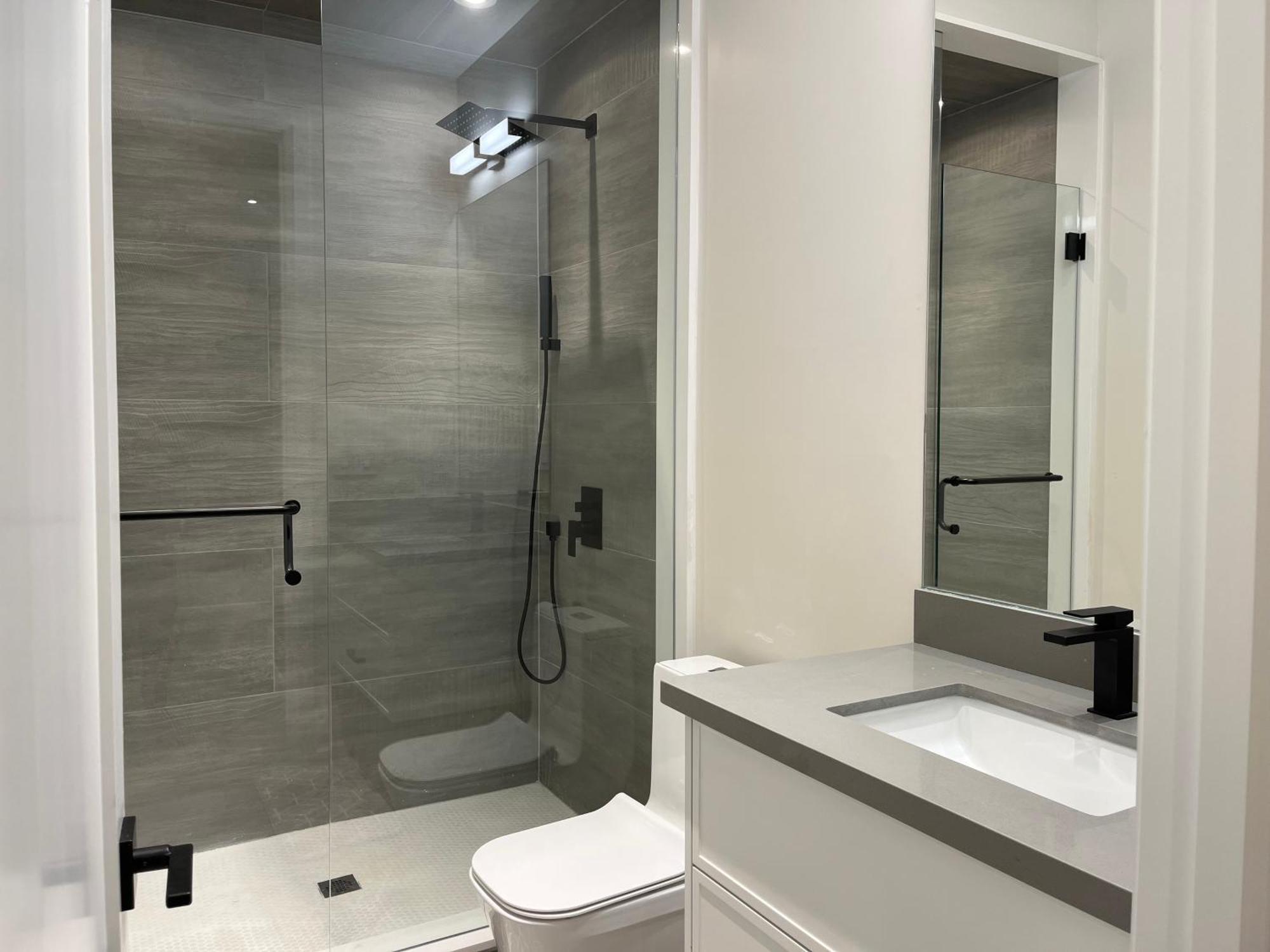Holiday home Luxurious New Lawrence Manor 6-bedroom Toronto