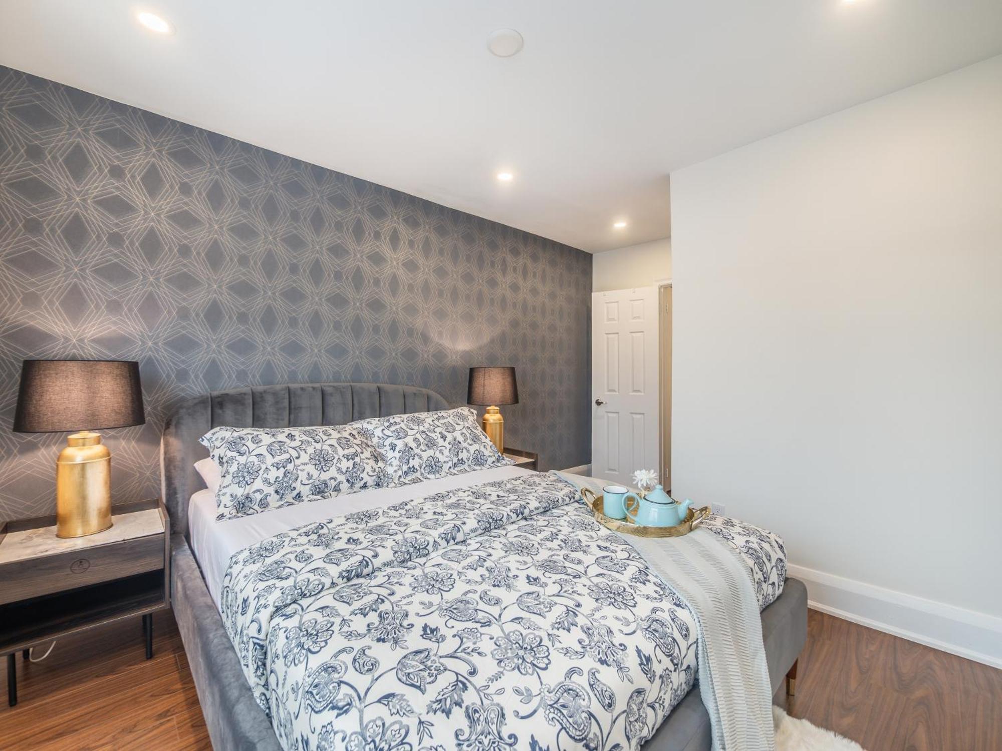 Apartment Designer 3br & 2wr Townhouse *
