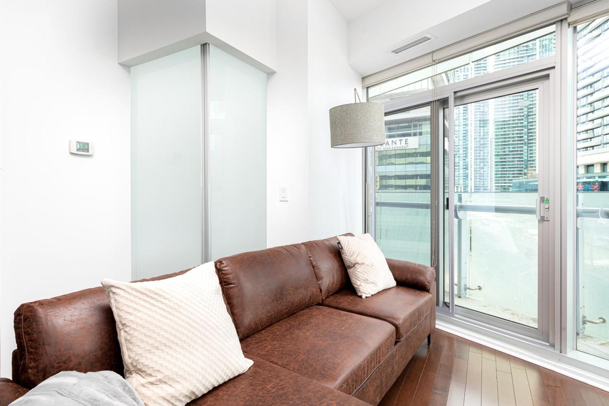 Apartment Downtown 2 Bedrooms Toronto