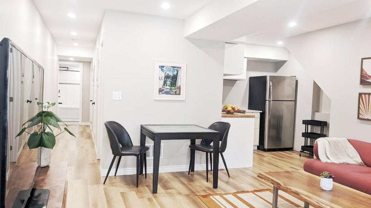Modern New In Roncesvalles Apartment *