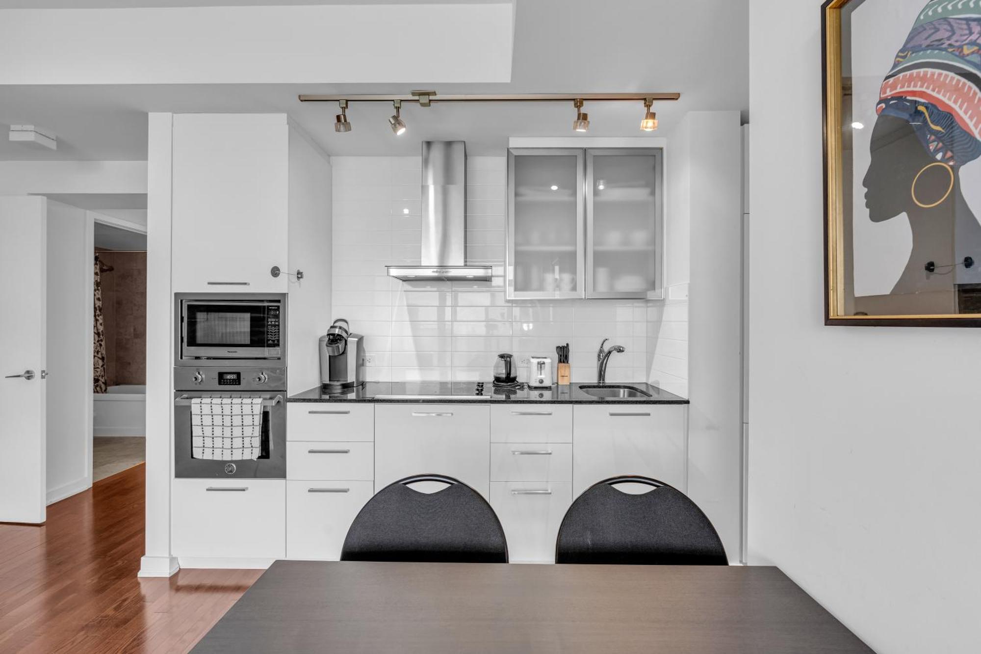 Elegant Rogers Center With 1 Free Parking * Toronto