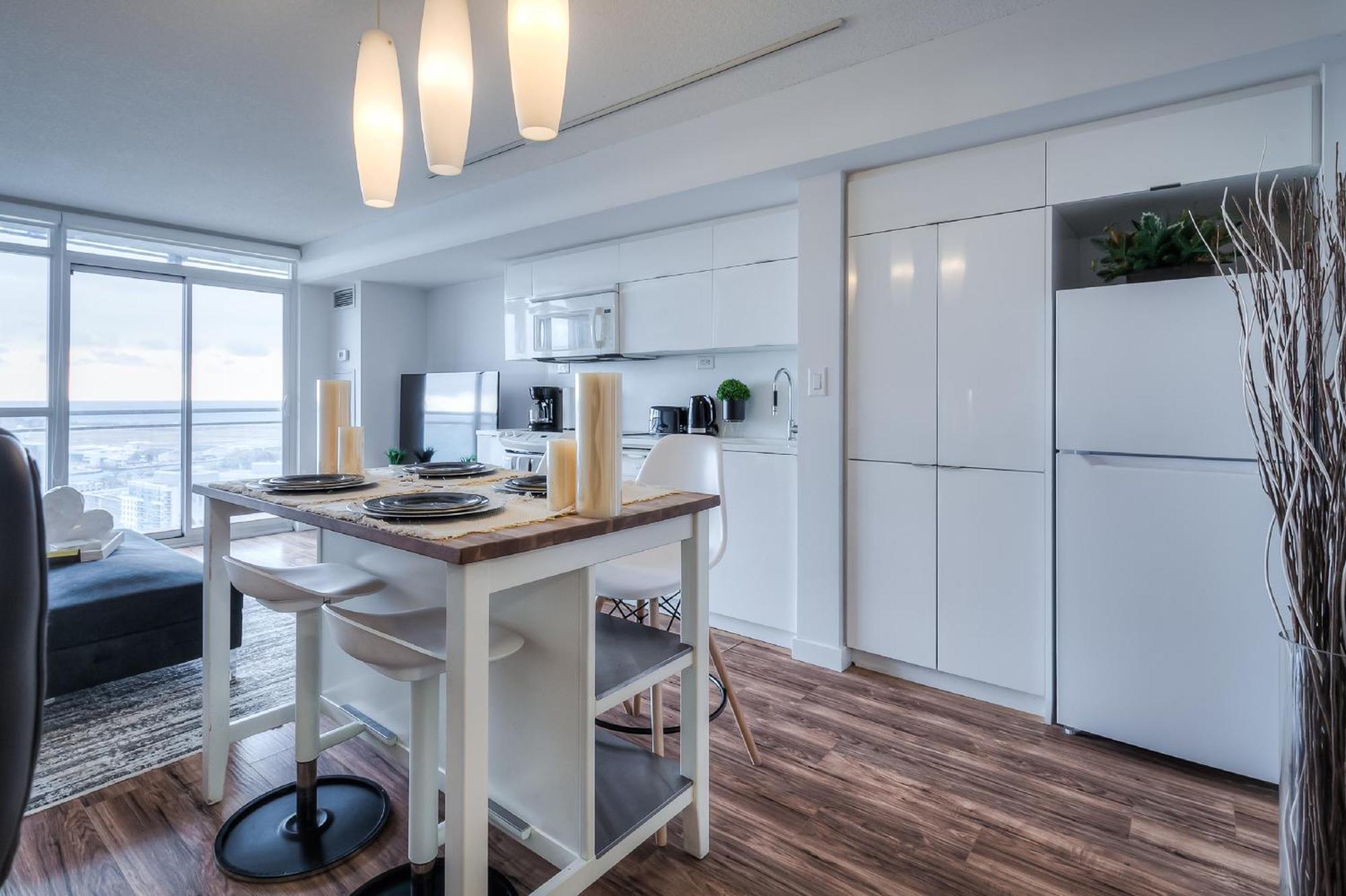 Apartment Elegant 1br Den Downtown - Sleep 6
