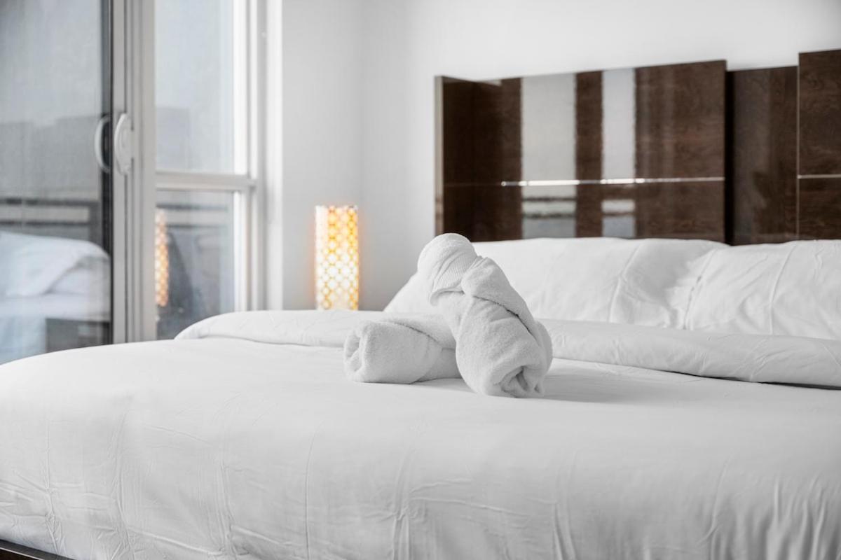 Rentx Waterfront Apartment Toronto