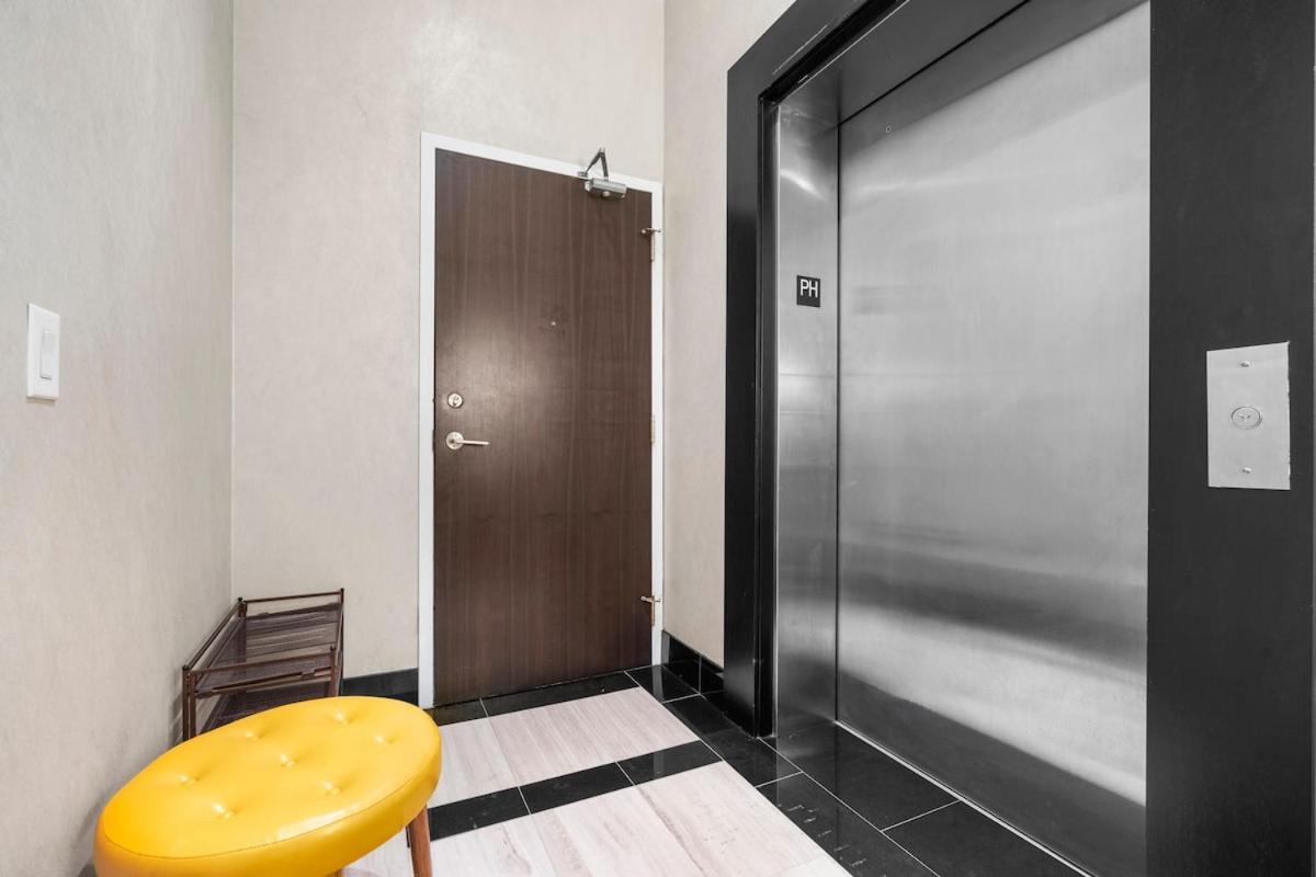 Rentx Waterfront Apartment *