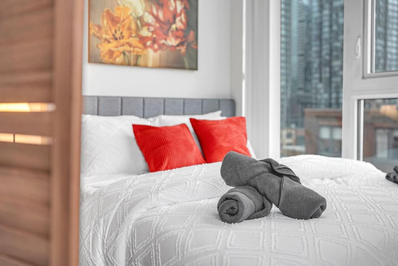 Luxe 5bd Unit Sleeps 11 - Hospitals Mtcc Ttc Acc Toronto