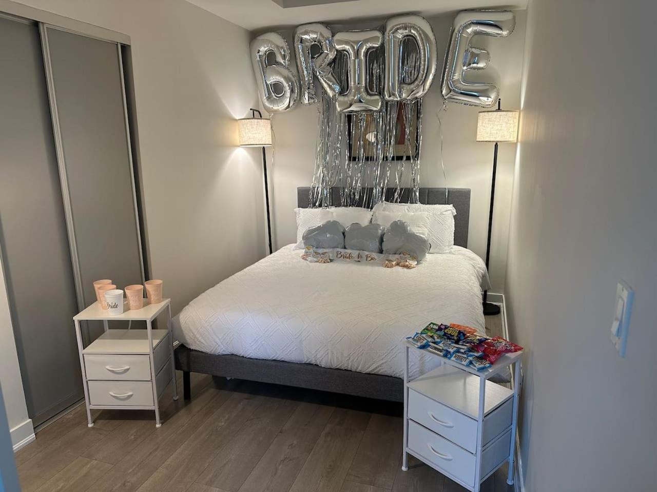 Luxe 5bd Unit Sleeps 11 - Hospitals Mtcc Ttc Acc Toronto