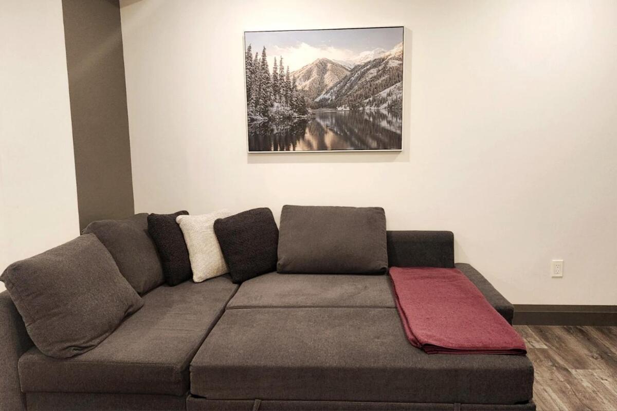Apartment Luxury Private With Own Entrance, Private Bath Toronto