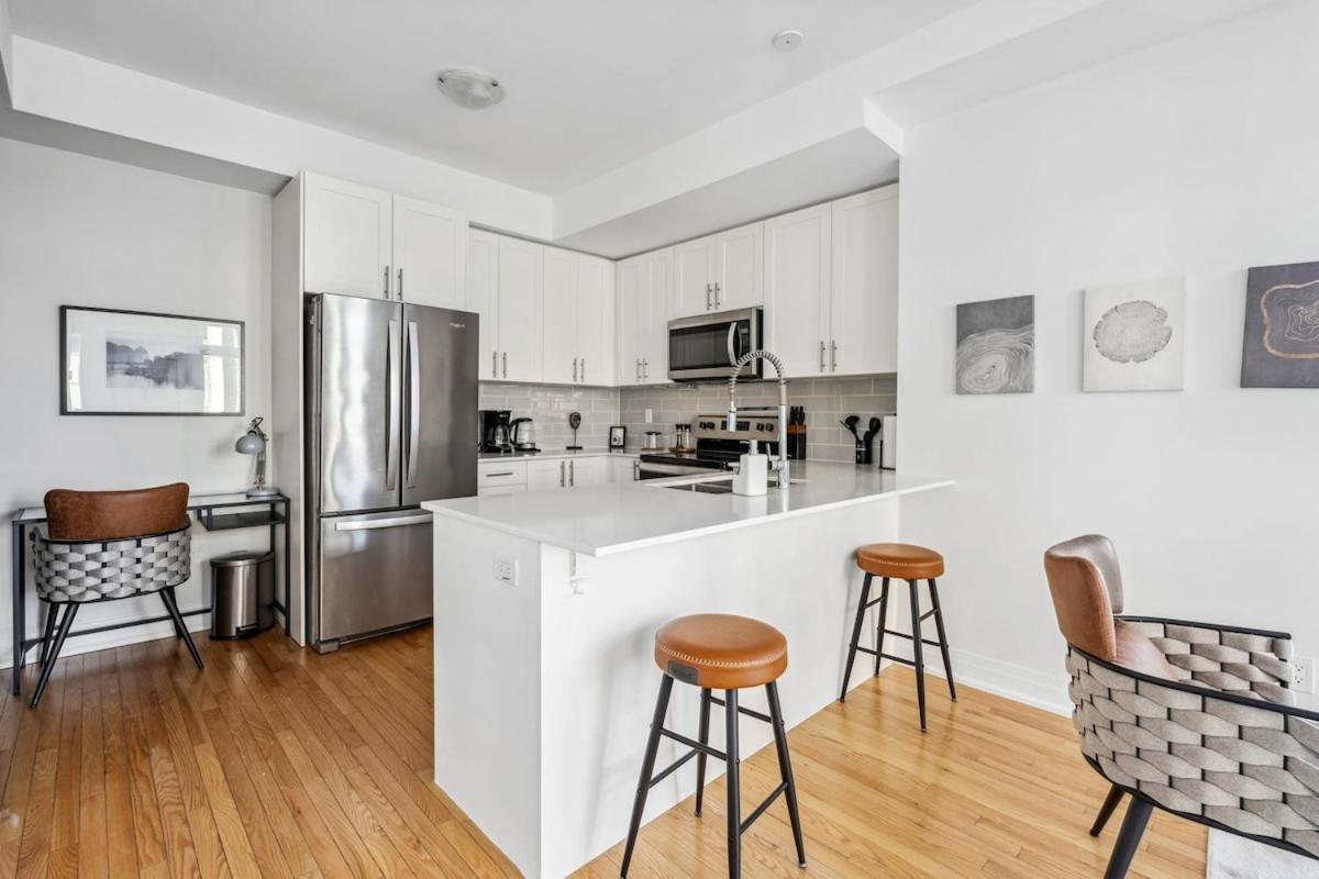 Stunning 2br Retreat, Patio & Parking