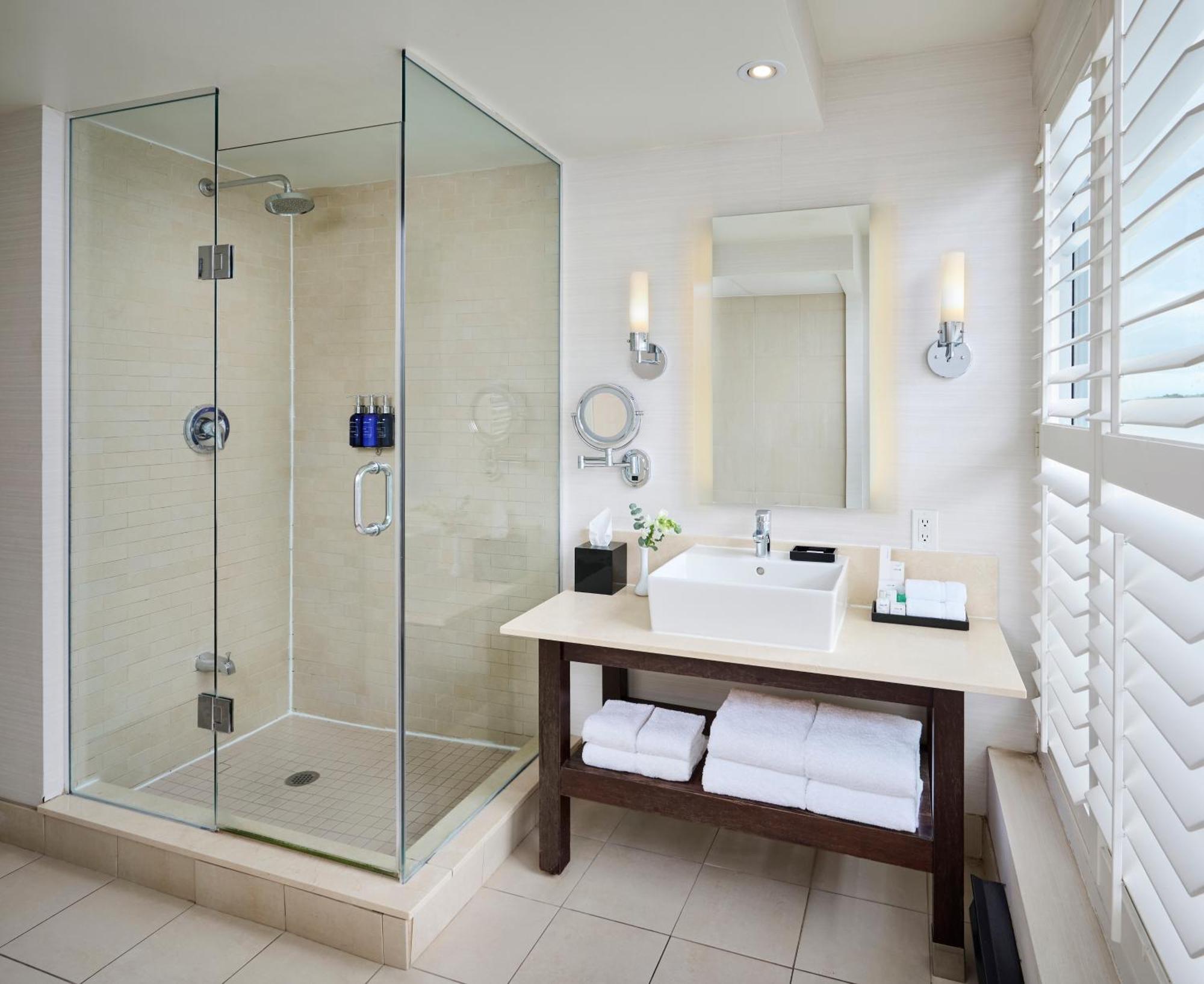 Radisson Blu Downtown Hotel 4*