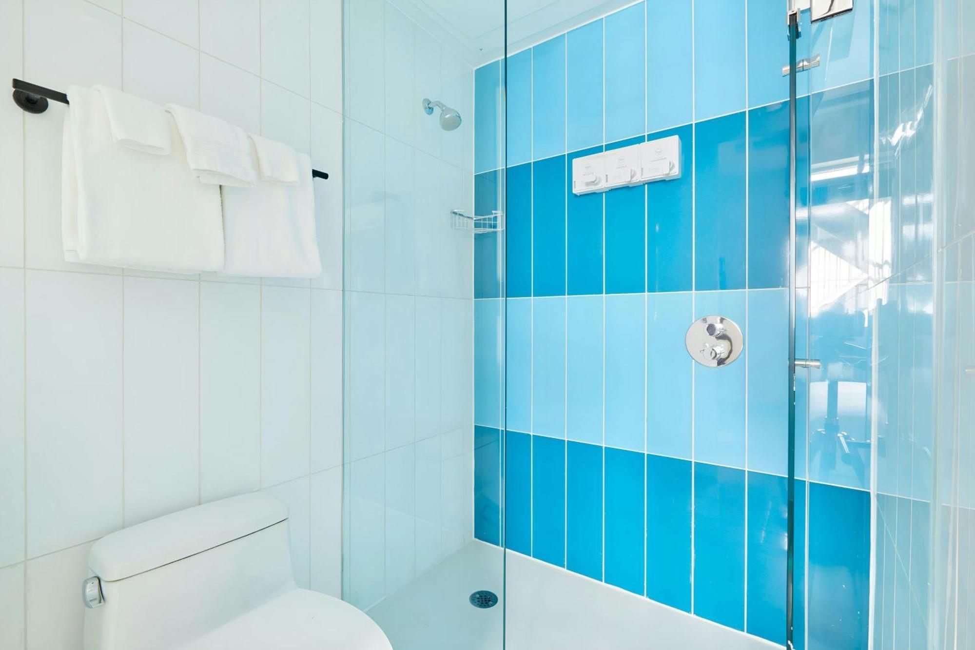 The Beverley Queen West, Sonder By Marriott Bonvoy 3*