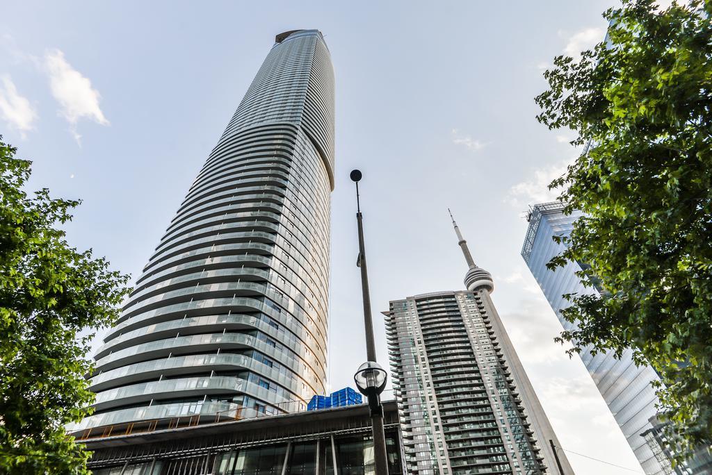 Atlantis - Furnished On York Street