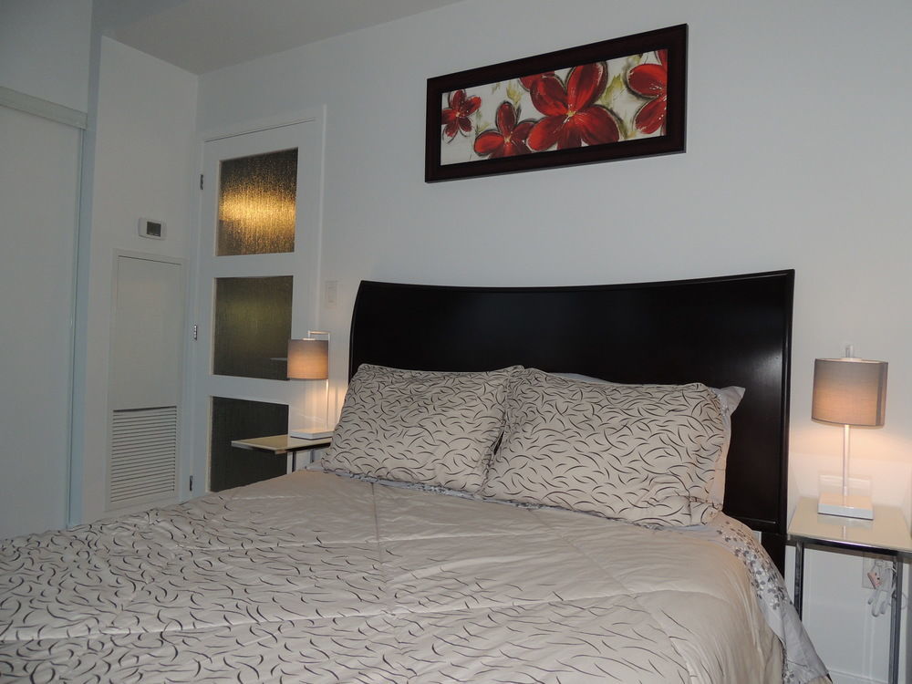 Tvhr - Luxury Condos In Heart Of Downtown *