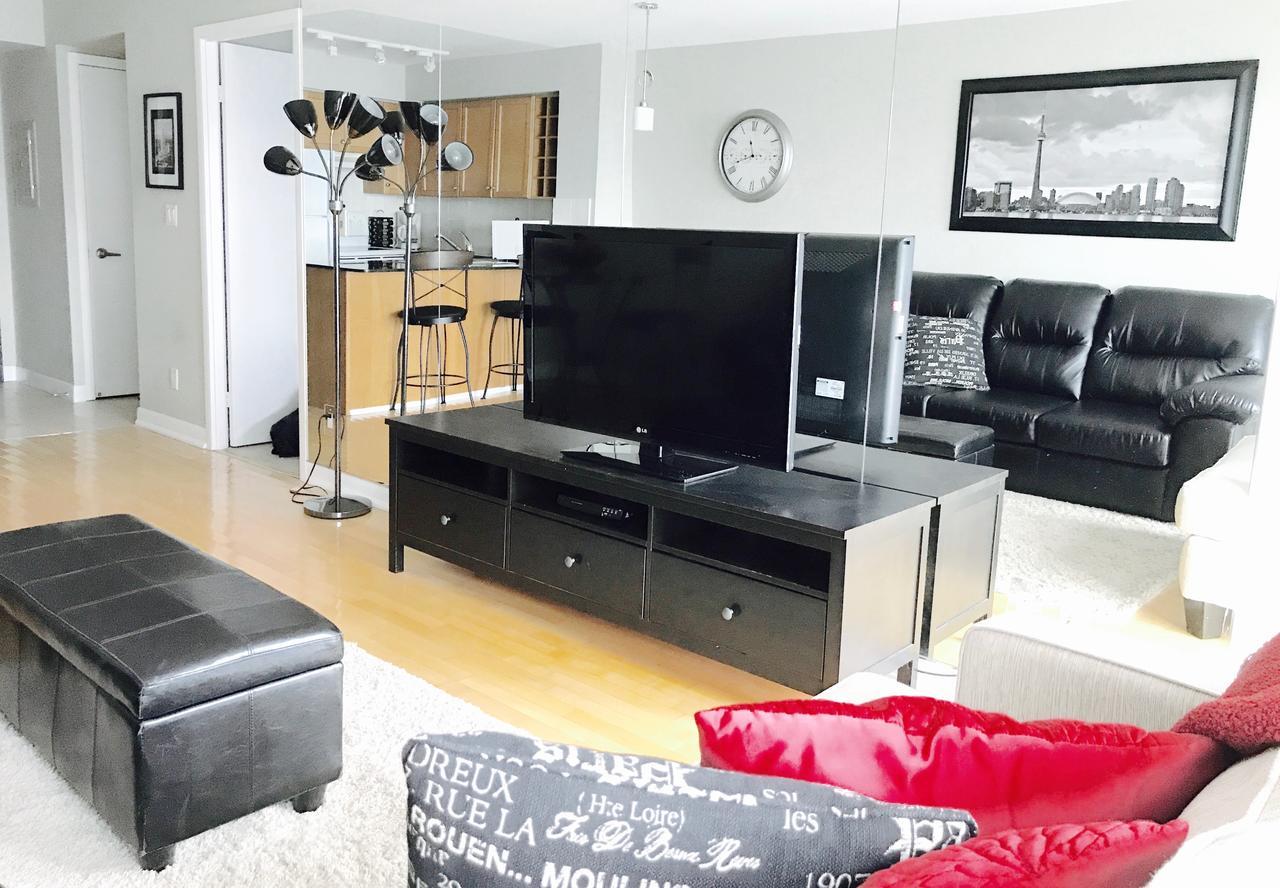 Executive High Rise Apartment Toronto