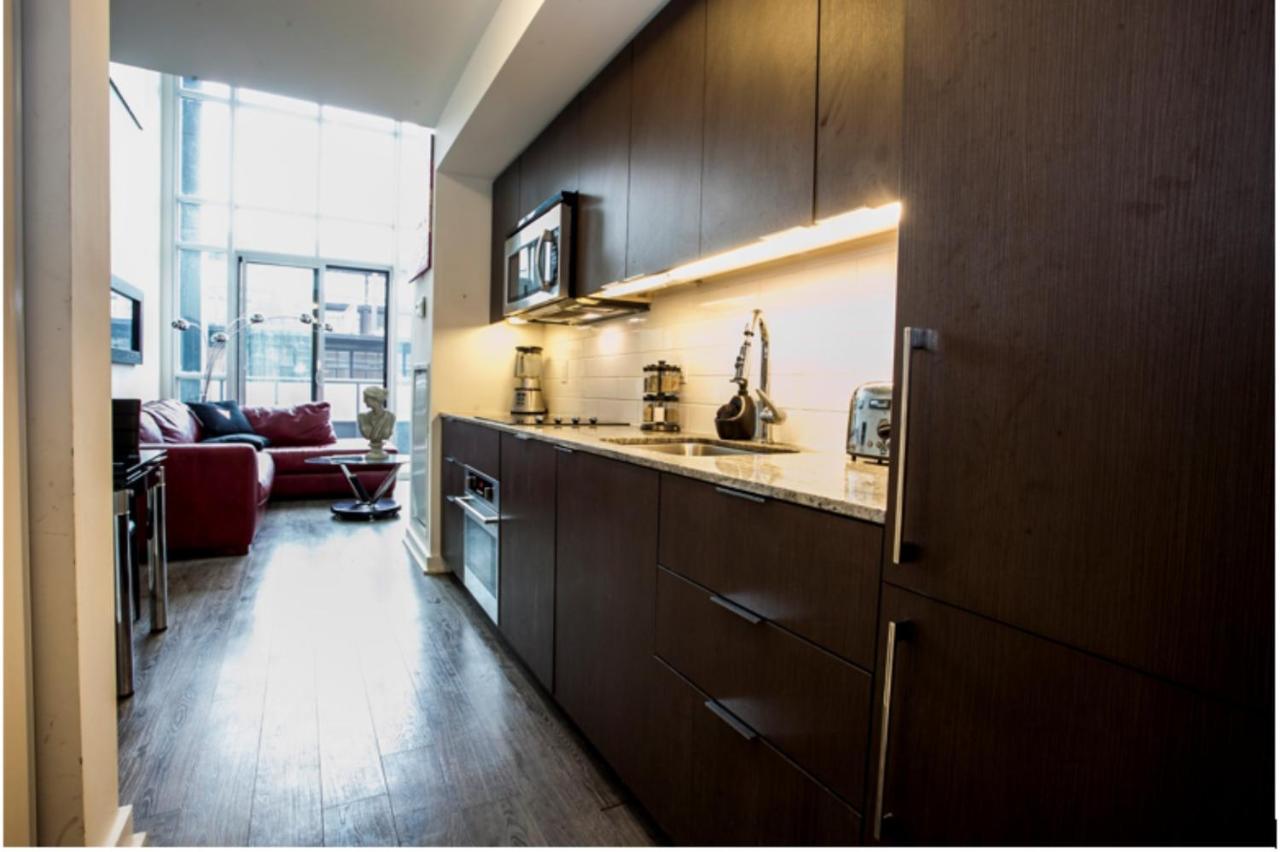 Pinnacle - Trendy 2-story Loft Apartment