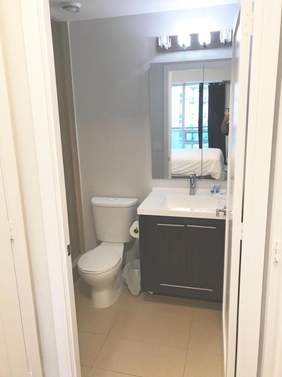 Apartment Furnished At Yonge & Eglinton By Canvas