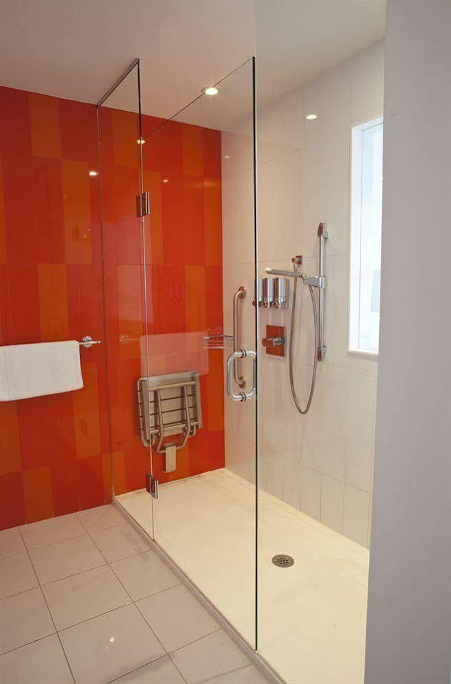 Hotel The Beverley Queen West, Sonder By Marriott Bonvoy